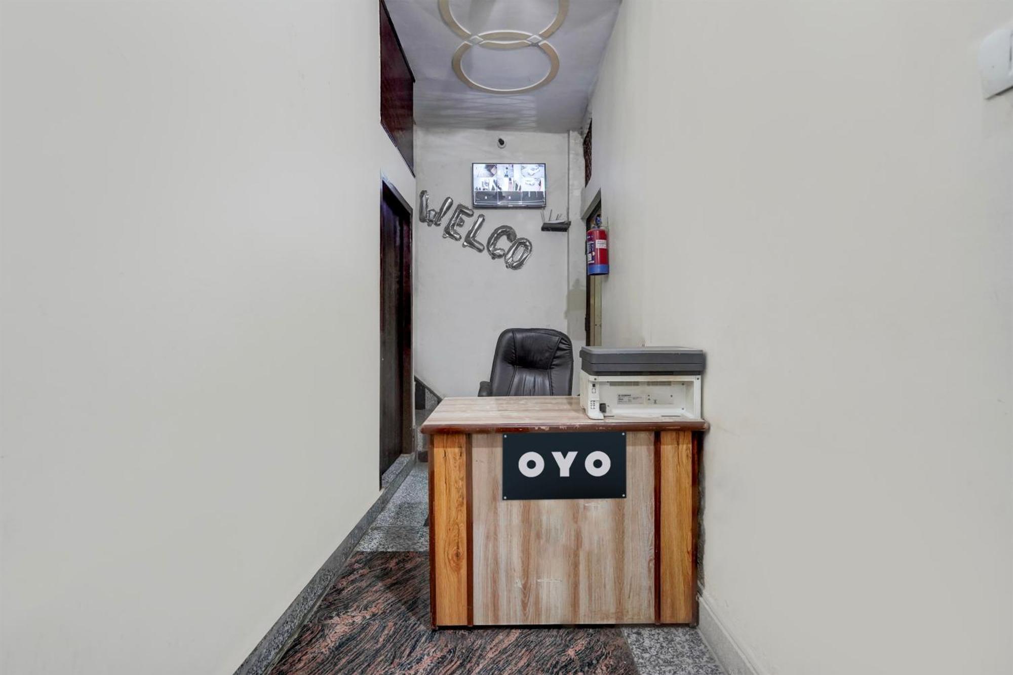 Oyo Hotel Maharaja Palace Mérath Exteriér fotografie