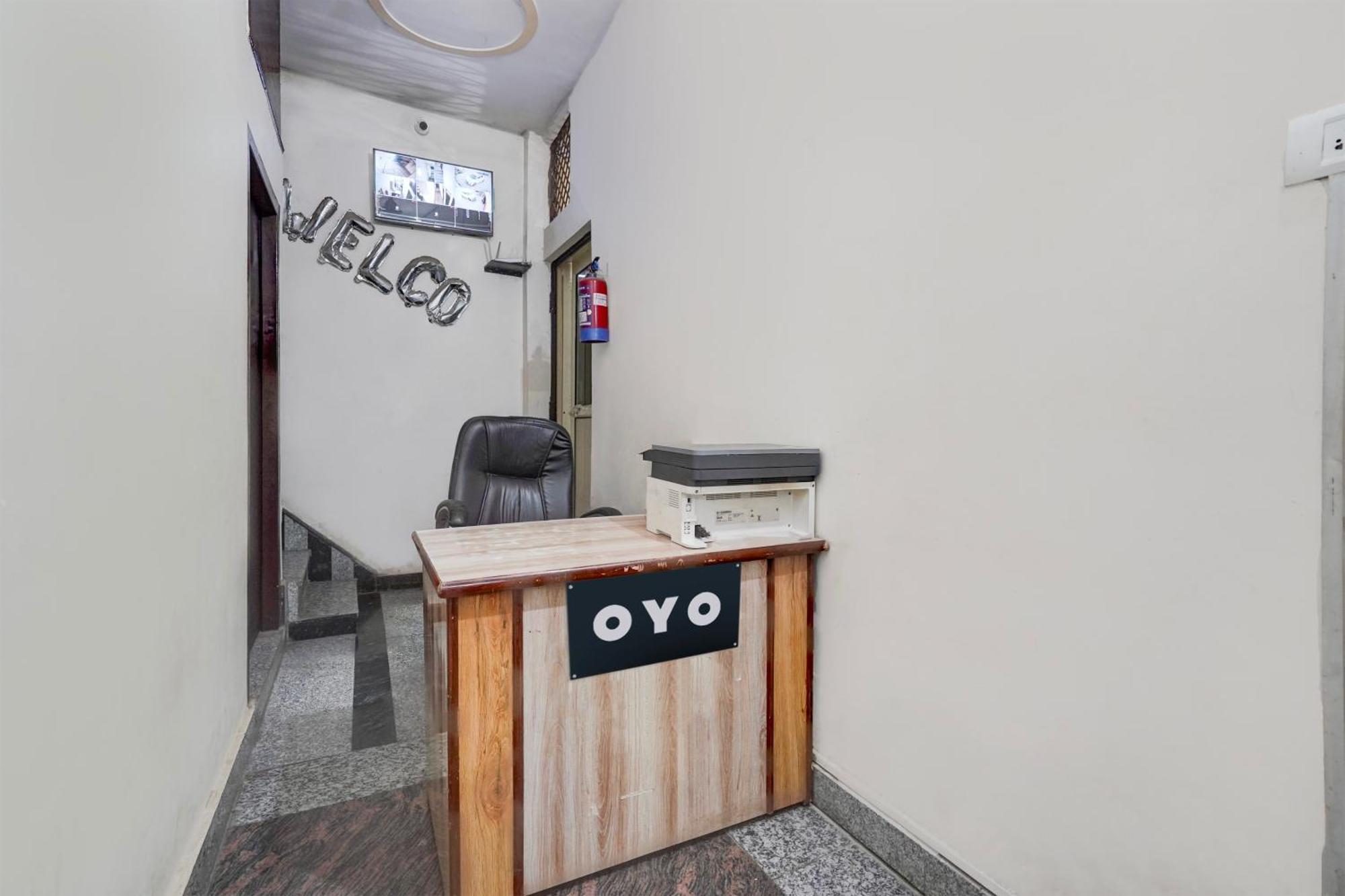 Oyo Hotel Maharaja Palace Mérath Exteriér fotografie